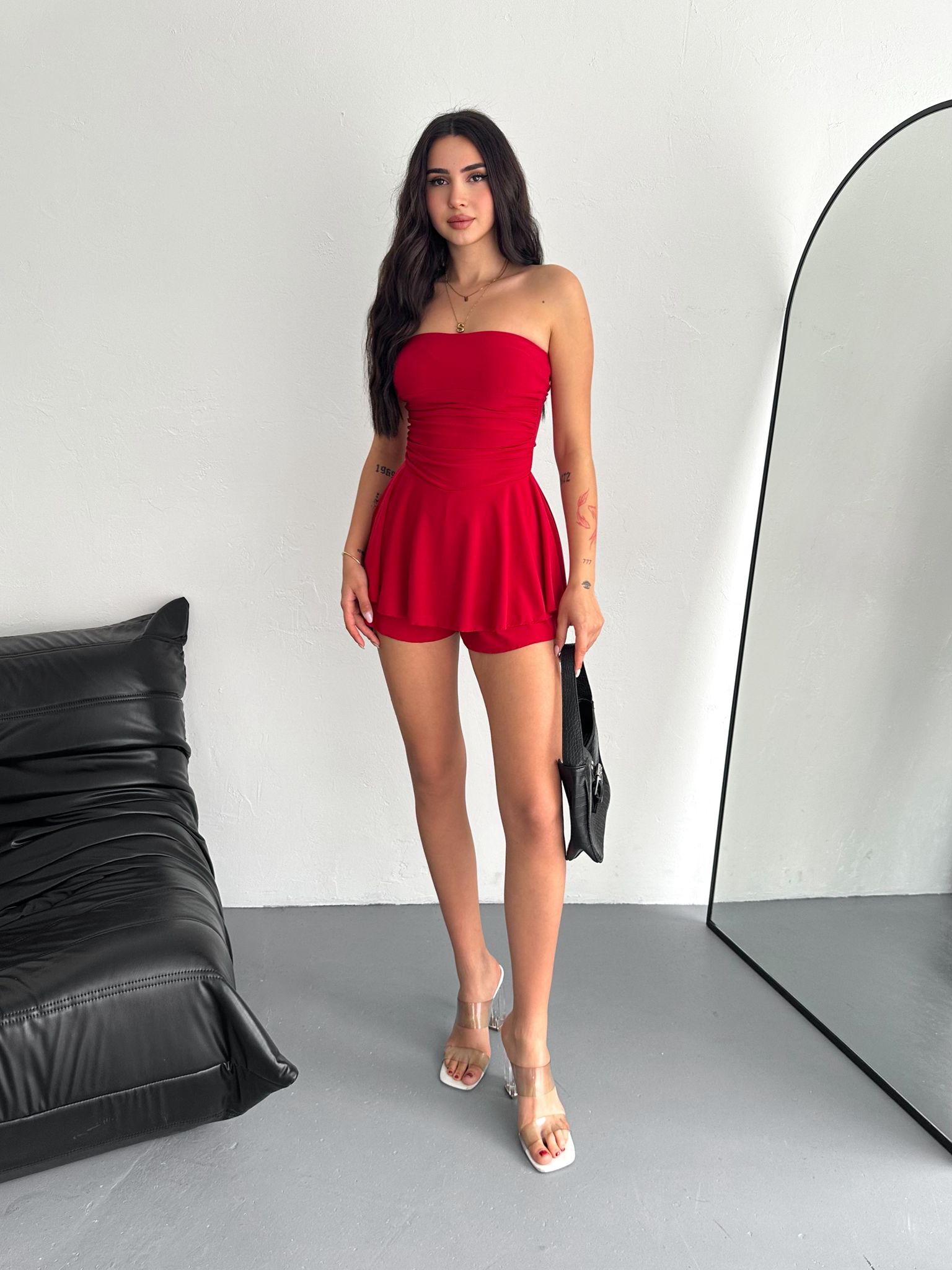 Moda trendleriyle toptan kadın giyim.